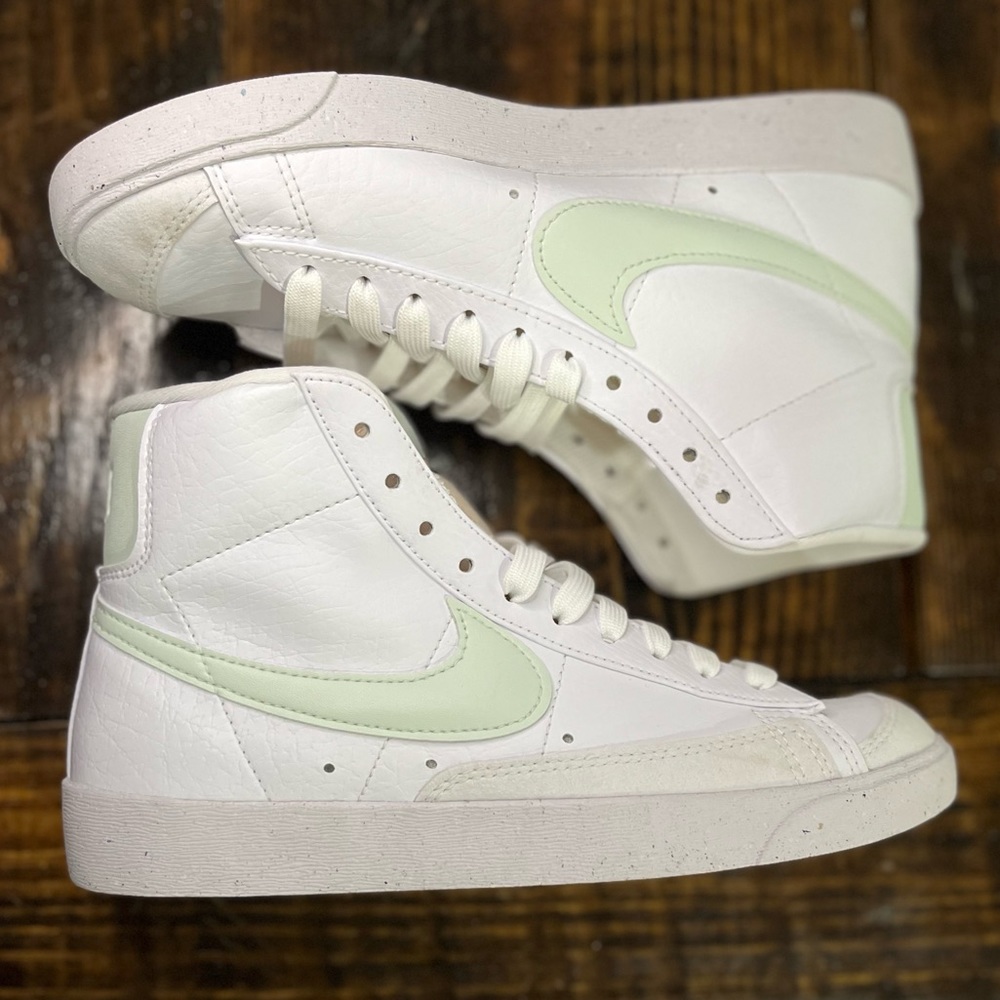 Nike Women’s Blazer Mid ‘77 Next Nature Shoes